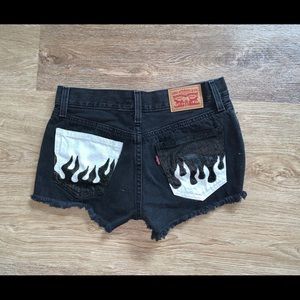 Black wash Levi shorts with flames